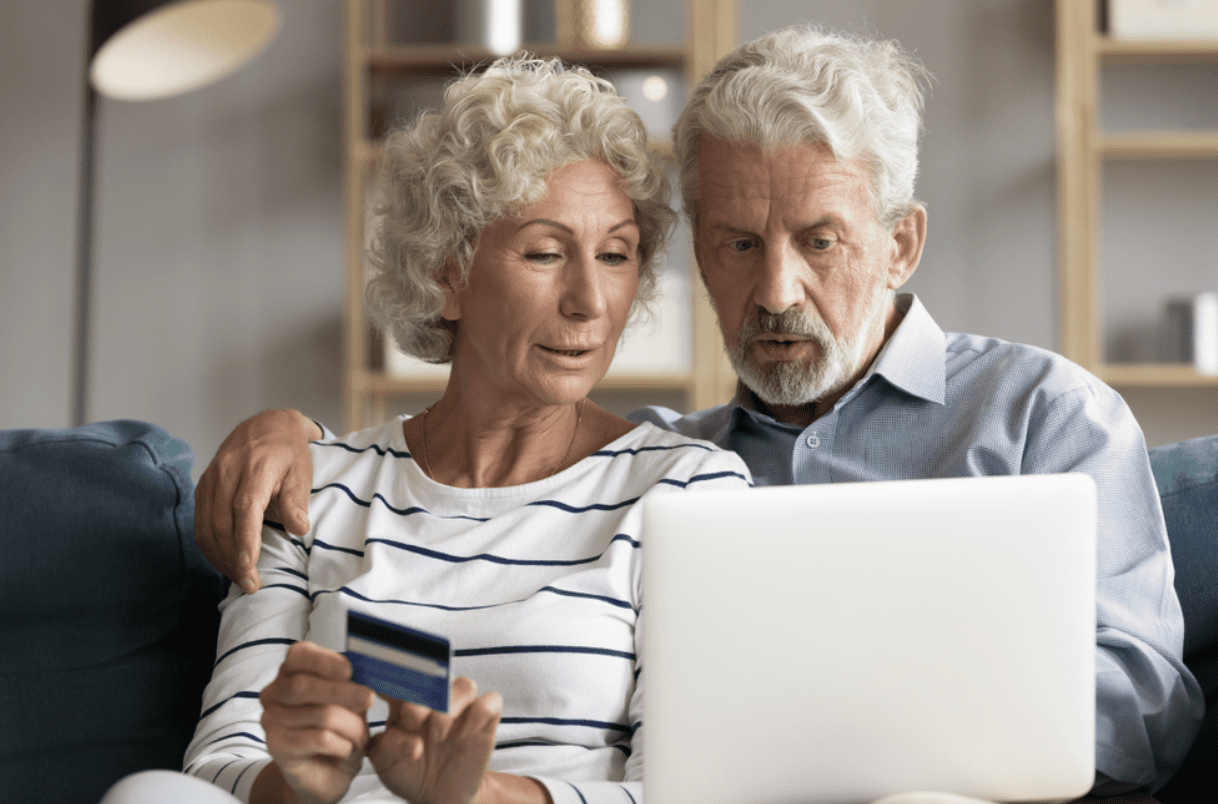  Protecting the Elderly from Financial Scams - Streetlight Financial 